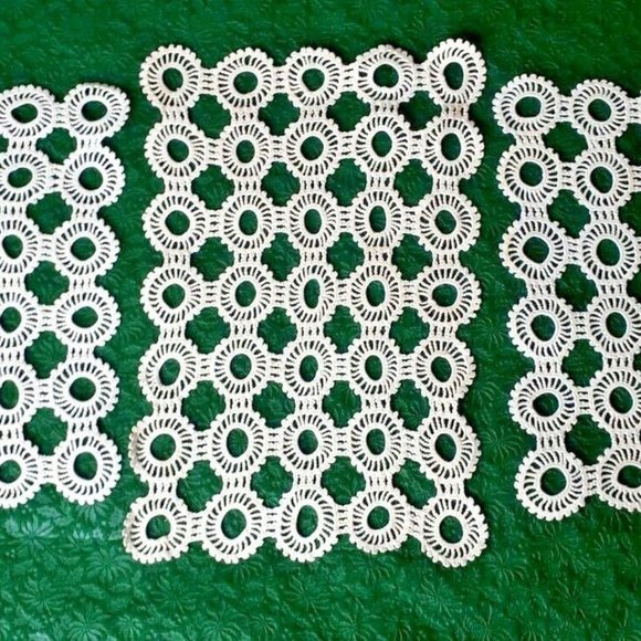 Handcrafted Ecru Vintage Doilies, 3 Rectangular Pieces Pressed & Starched - Picture 7 of 7